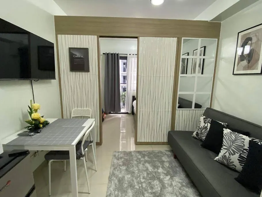 Shore Residence D22 Shortwalk Moa Balconypoolview Manila Philippines